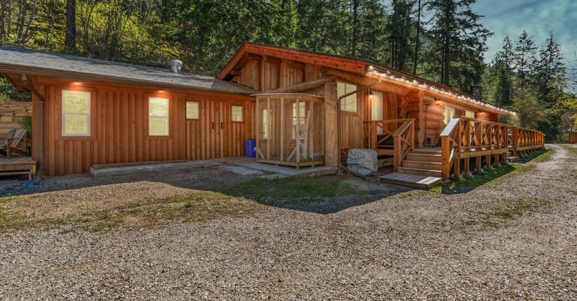 Spallumcheen BC Real Estate |1645 Simons Road